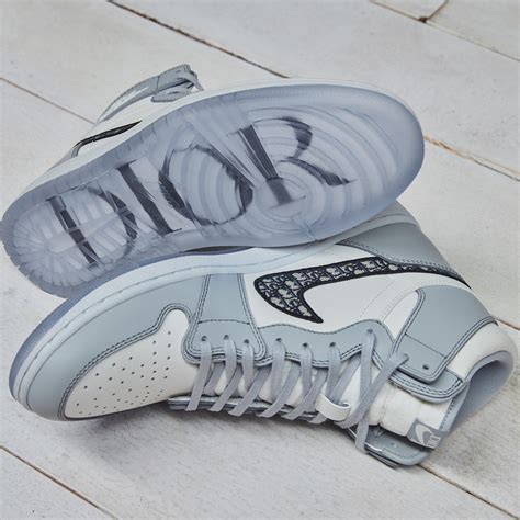 new sneakers dior|where to buy dior sneakers.